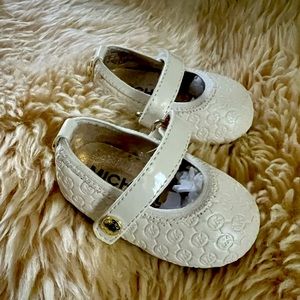 Michael Kors Baby Maria Gia Shoes Size 1 (6wks-3 mo)